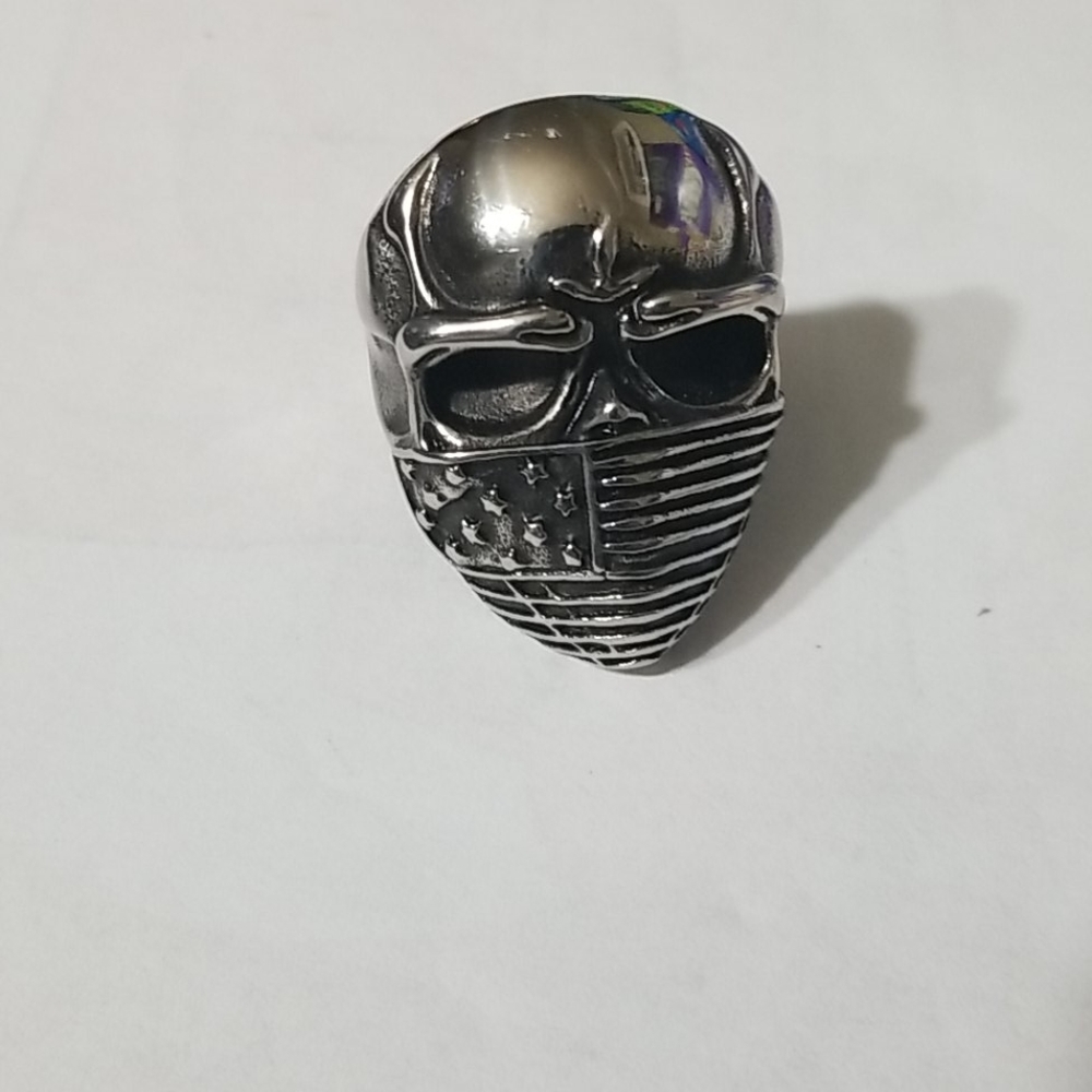 Ring - Picture 2 of 2